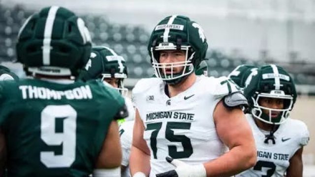 Analyzing Ben Murawski: A Unique Prospect in Offensive Line Talent