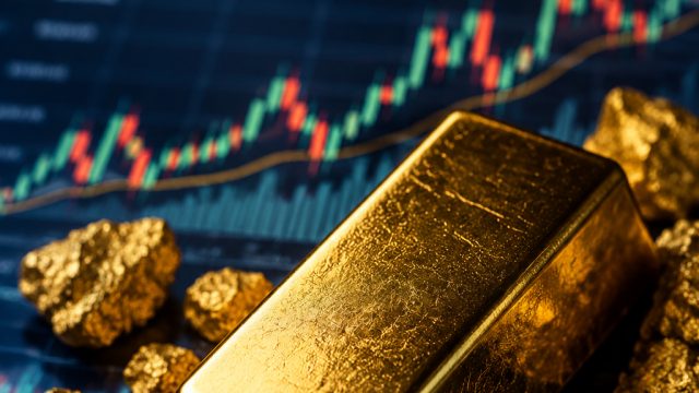 Gold Futures: Navigating Market Trends and Opportunities in 2023