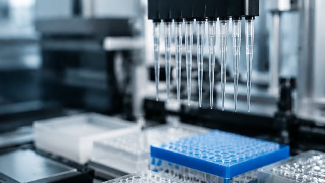 Essential Steps for Implementing Automated Liquid Handling in Labs