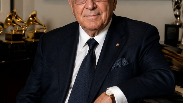 Celebrating the Legacy of Clive Davis: A Music Industry Icon