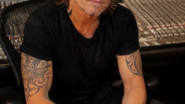 Keith Urban's 'Flow State' Album Debuts in Top 10, Redefining Country Music