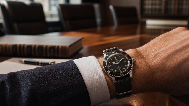 Brad Pitt's Rare Rolex Submariner: A Timeless Connection to Military Valor